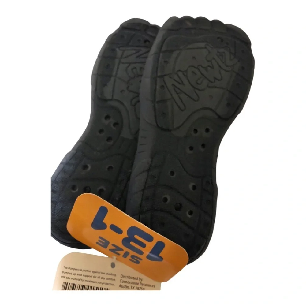 NEWTZ little boys navy blue & green UPF 50+ sun protected water shoes size‎ 13-1